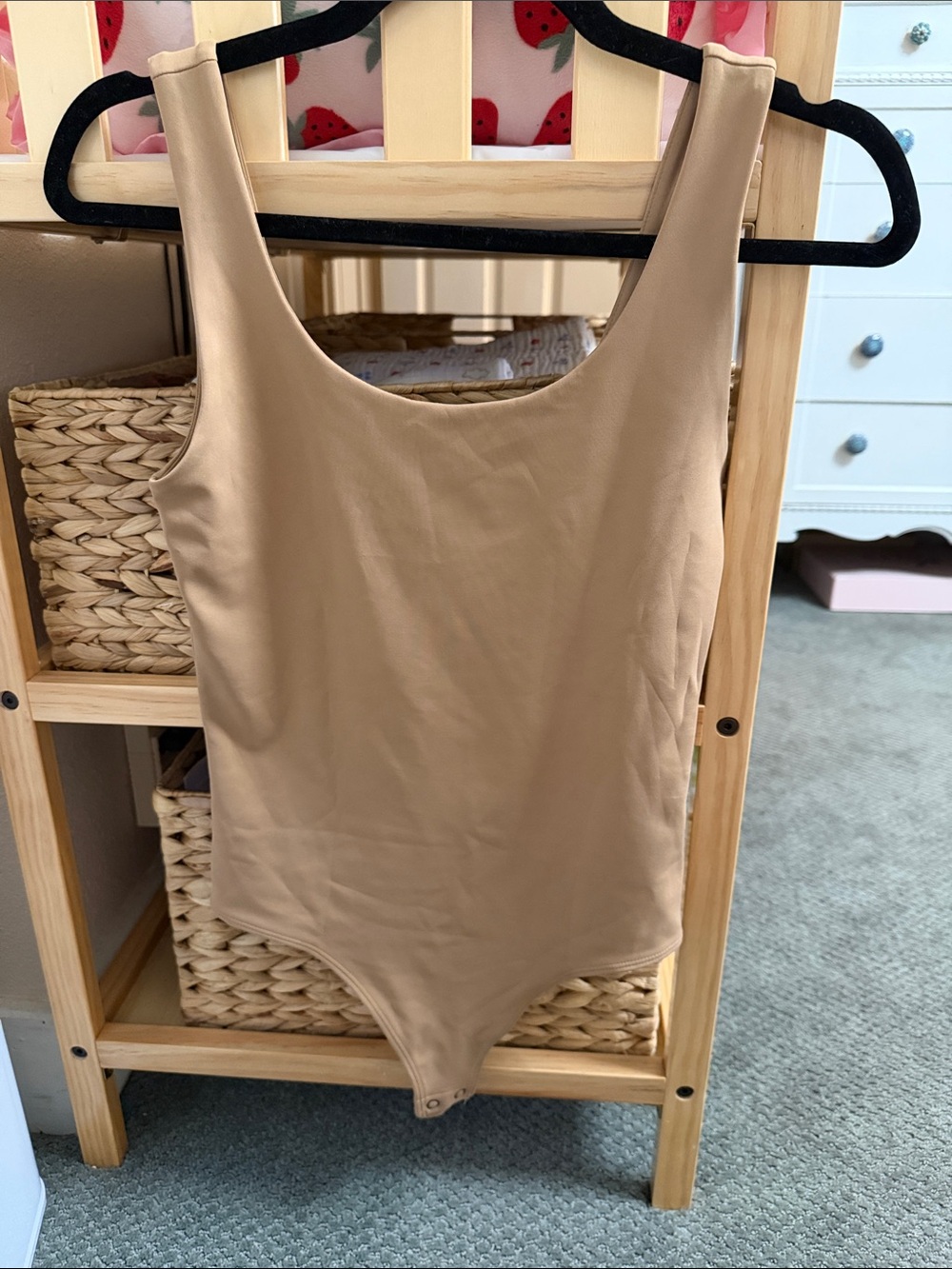 Express Body Contour Tan Scoop Neck Bodysuit